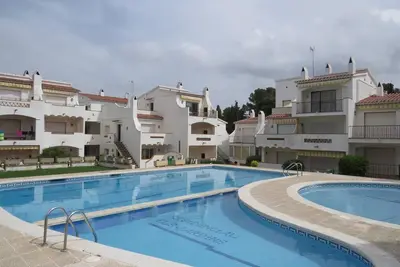 Image de J23. Appartement avec piscine communautaire
