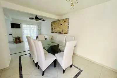 Image de Nice house in front of the beach, in Acapulco Diamante