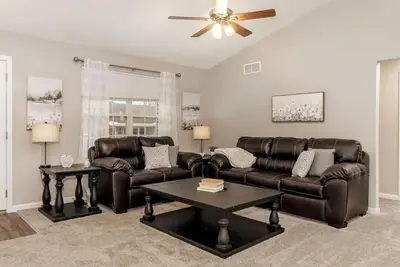 Image de Beautiful New Home among the Nook in Hamilton, Oh
