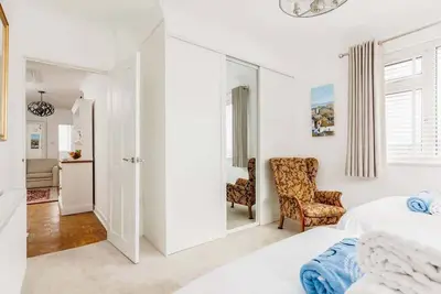 Image de Topdeck - Five-Minute Drive to Sandbanks Beach