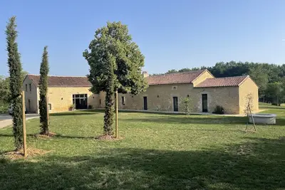 Image de Villa restaurée au cœur du Périgord campagne luxe calme et piscine