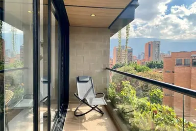 Image de w* | Perfect 3br w\/ Ac and Balcony  in Laureles