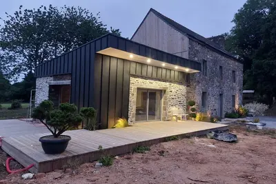 Image de Logement neuf proche du lac de guerledan
