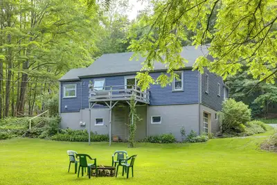 Image de Meadville Home: Private Yard & Fishing Nearby