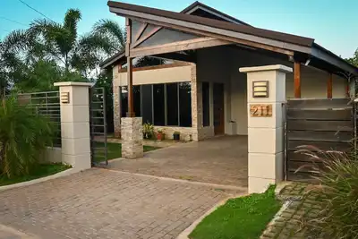 Image de Peaceful getaway just 5 minutes to the beach