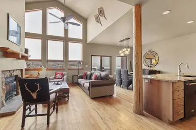 Image de Stunning 4 Br Townhome in Frisco- Hammerstone 410c