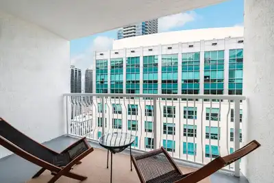 Image de Boho studio with Pool, free parking and game room