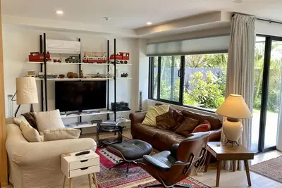 Image de Stylish Townhouse in Grey Lynn, Stylish two level townhouse