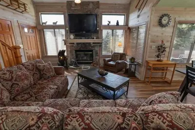 Image de Seven Springs Sunridge 3 Bedrooms Premium Condo, Private Hot Tub! by RedAwning