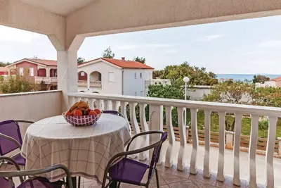 Image de Apartments Hak - Two Bedroom Apartment with Terrace and Sea View