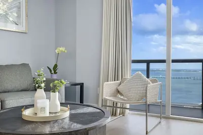 Image de Special Offer  2/1 Condo @Icon Brickell with Ocean view