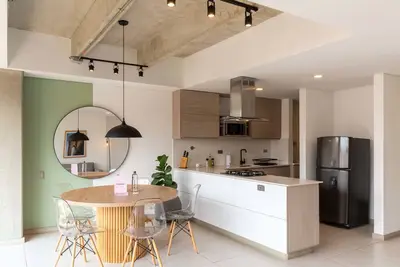 Image de w* | Amazing 3br w\/ Ac and balcony  in Laureles