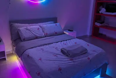 Image de Elegant Studio with Garden, Fast Fiber Wi-Fi, 3 Minute Drive to Beach, Netflix