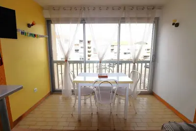 Image de Studio Cabine parking proche plage, commerces