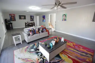 Image de Legendary Hip Hop Inspired Home - Walking Distance to Gsu