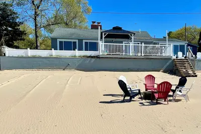 Image de Caseville - Private Beach Front Home