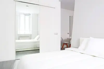 Image de CityLife Bright Apartment