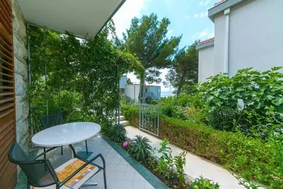 Appartement de deux chambres avec le balcon Brela, Makarska (A-20778-a)