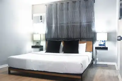 Image de Your Keys to Montrose! Sleeps 40/10br/10ba/9pa