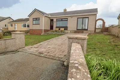 Image de Awelfryn, family friendly, with open fire in Rhosneigr