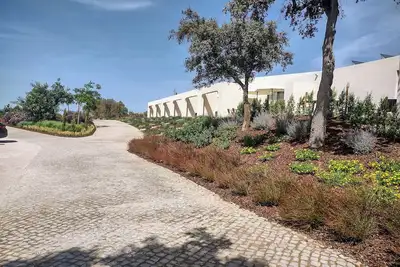 Suites Sunny Hill pour de merveilleuses vacances sans soucis en Algarve.