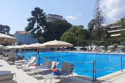 Image de \"the house of the sun a stone's throw from the sea\" - three-room apartment