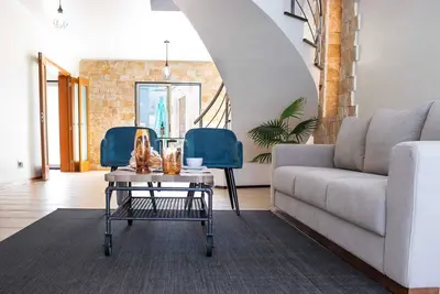 Image de English House