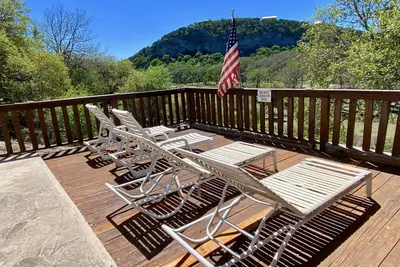 Image de River Paradise! Private River Perfection, Party Deck, River-Mtn-Cliff Views!