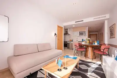 Image de Sweett | Fira 503 - Deux Chambres Appartement, Couchages 5