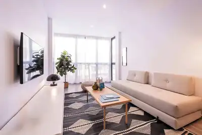 Image de Sweett | Fira 201 - Deux Chambres Appartement, Couchages 5