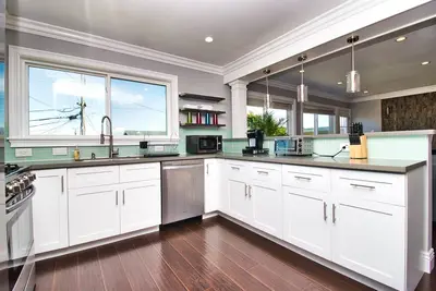 Image de Remodeled Bay View Home ❤️ 15min to Sf ❤️ Near Beaches & Hiking ❤️A+ Beds & WiFi
