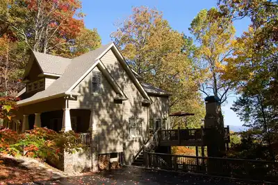 Image de New Listing In Popular Big Canoe - Stunning Mountain View!