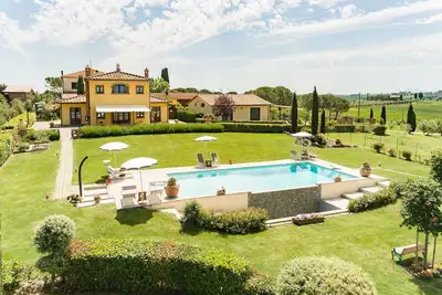 Image de Villa Ă Creti avec 4 chambres Ă coucher, 8 couchages