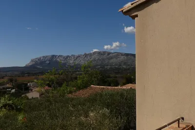Image de L'Olivette au coeur d'un village traditionnel en  Provence Verte