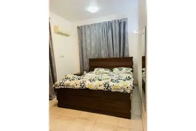 Image de Your Basic but Comfy 3 Ensuite Bedroom Apartment