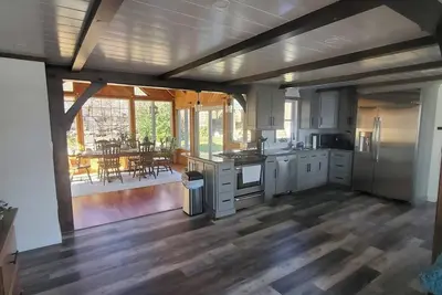 Image de Exquisite cottage with valley views and Hot Tub