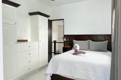 Image de Casa Blanca – Elegant 3br Villa- Ocean View & Pool