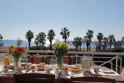 Image de Port Fréjus limite base nature 1er étage villa capacité 8/9 personnes, 4 chambres dont 3 suites parentalesclimatisé, terrasse, stationnements, vue mer accès direct plage