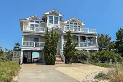 Beautiful Ocean and Sound views in this 5 bedroom home!