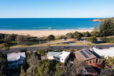 Image de The Dune House - a spacious, perfectly located holiday house in Tathra