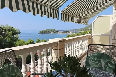 Image de Appartement de deux chambres prés de la plage Prizba, Korcula (A-20862-a)