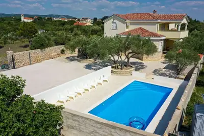 Image de Maison Anna (67201-K1) - Drage