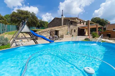 Image de Club Villamar - Masia Can Vilar de 500 ans, restaurée pour un séjour très confortable, mais en co. . .
