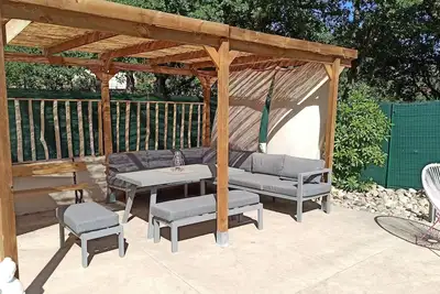 Image de Maison au calme. Des vacances reposantes entre mer et montagne.