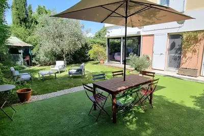 Image de Rez de Jardin Agréable et Calme