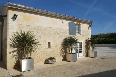 Image de The Barn - 5* stone cottage  with own private heated pool - Sleep 6