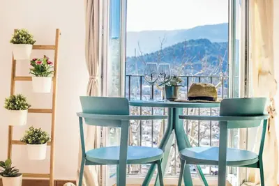 Appartement de vacances Ca Na Magda avec vue sur la mer, Wi-Fi, climatisation et balcon.