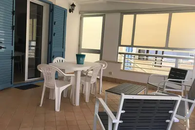 Image de Appartement 'Il Timone Di Via Del Mare' avec terrasse privée, Wi-Fi et climatisation