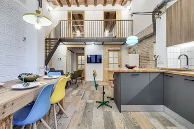 Image de Fantastic 4 room loft in the center, 2 bathrooms