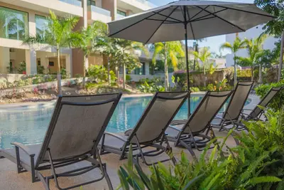 Image de Villa Magnolia, Lux condo, steps from the beach.